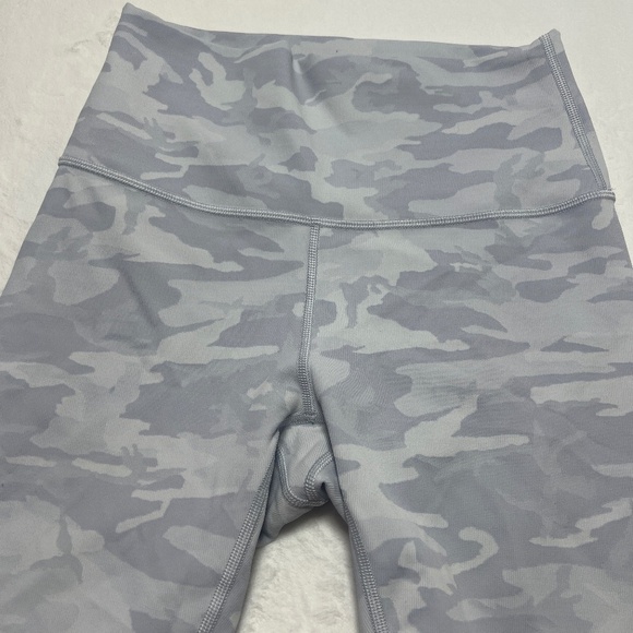 Lululemon wunder under short - Picture 1 of 5
